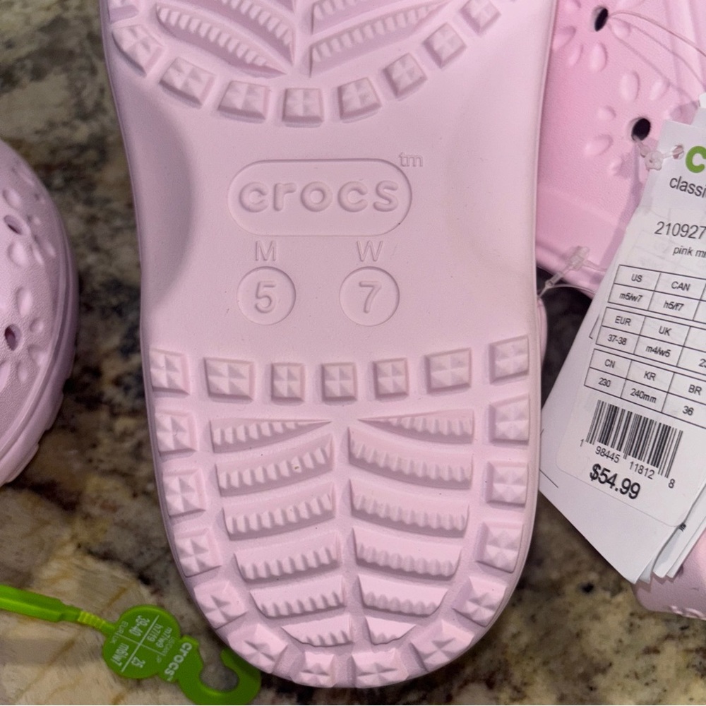 Crocs Women’s NWT - Picture 9 of 12